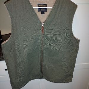 Men's size large Woolrich winter vest
